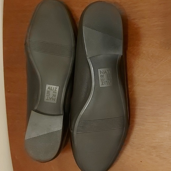 Naturalizer Emiline Slip-On Loafer - Picture 4 of 7